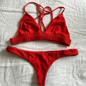 Acacia Awapuhi top and Ho’okipa bottom in Neon Lava